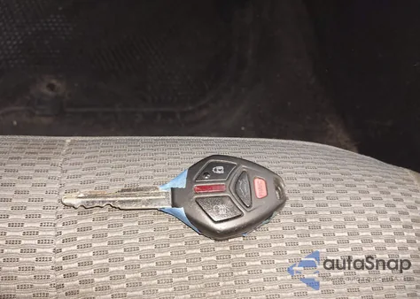 2011 Mitsubishi Galant Es/Se z USA, uszkodzony, nr VIN 4A32B3FF2BE017272